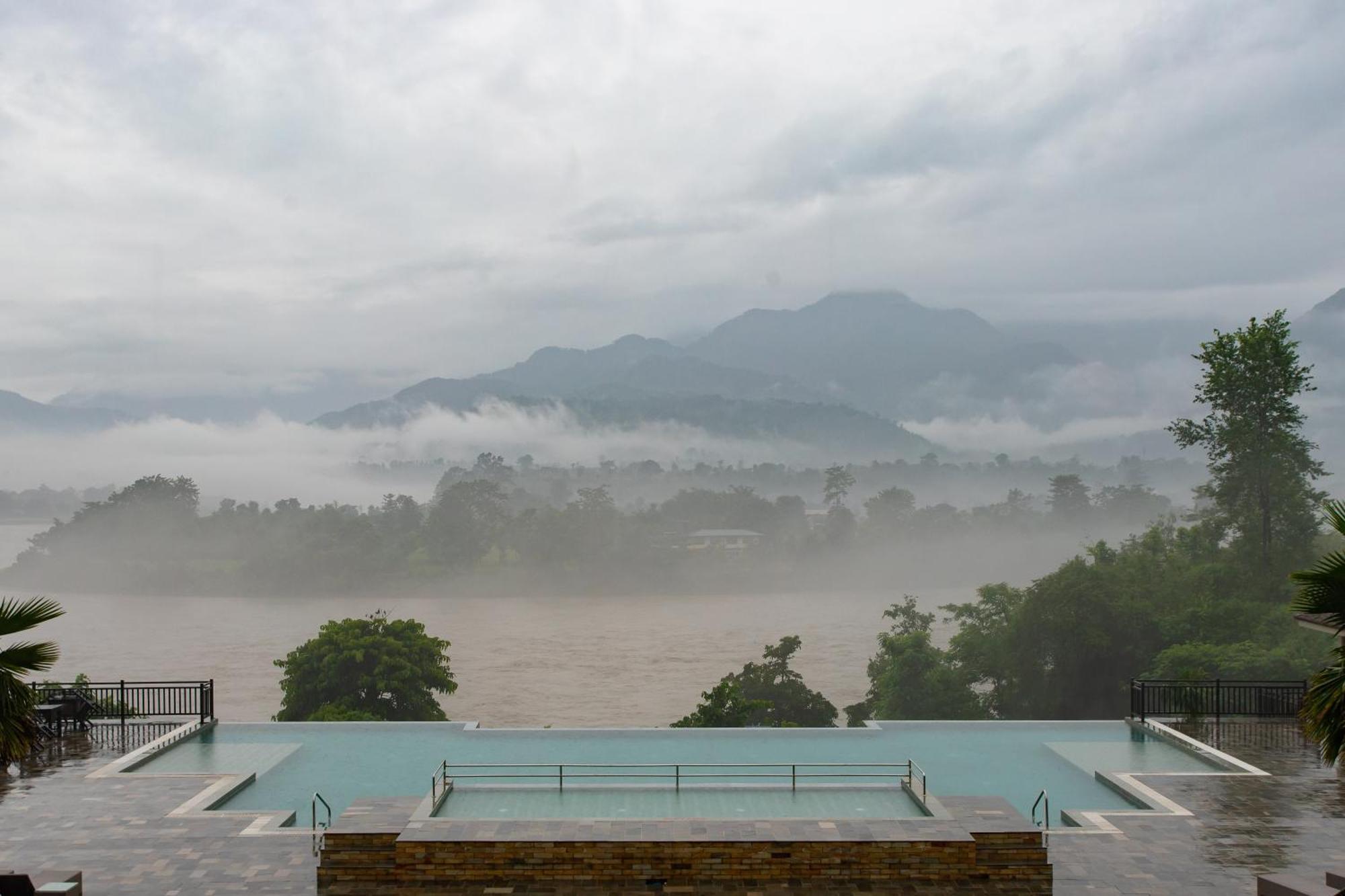 Regenta Resort & Spa By Riverside, Chitwan Exterior photo