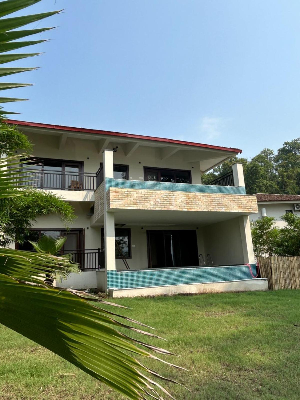 Regenta Resort & Spa By Riverside, Chitwan Exterior photo